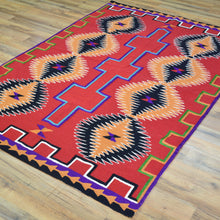 Load image into Gallery viewer, Hand-Woven Kashmiri Chain-Stitched Handmade Wool Rug (Size 4.0 X 5.11) Cwral-9282