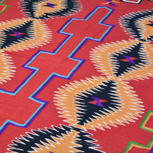 Load image into Gallery viewer, Hand-Woven Kashmiri Chain-Stitched Handmade Wool Rug (Size 4.0 X 5.11) Cwral-9282