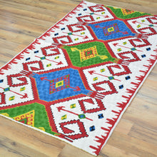 Load image into Gallery viewer, Hand-Woven Kashmiri Chain-Stitched Handmade Wool Rug (Size 2.11 X 4.11) Cwral-9288