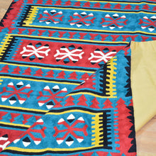 Load image into Gallery viewer, Hand-Woven Kashmiri Chain-Stitched Handmade Wool Rug (Size 3.11 X 6.0) Cwral-9291