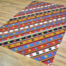 Load image into Gallery viewer, Hand-Woven Kashmiri Chain-Stitched Handmade Wool Rug (Size 3.11 X 5.11) Cwral-9297