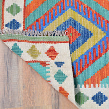 Load image into Gallery viewer, Hand-Woven Reversible Tribal Kilim Handmade Wool Rug (Size 1.10 X 2.11) Cwral-9339