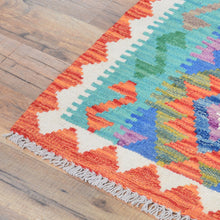Load image into Gallery viewer, Hand-Woven Reversible Tribal Kilim Handmade Wool Rug (Size 2.1 X 2.9) Cwral-9414