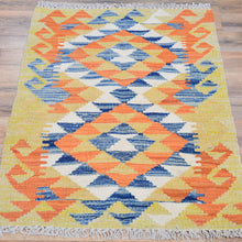 Load image into Gallery viewer, Hand-Woven Southwestern Design Kilim Handmade Wool Rug (Size 2.0 X 2.10) Cwral-9438