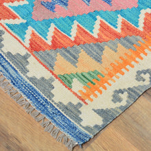 Load image into Gallery viewer, Hand-Woven Southwestern Design Kilim Handmade Wool Rug (Size 2.0 X 2.11) Cwral-9456