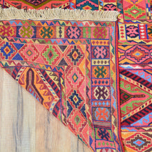 Load image into Gallery viewer, Multi-Weave Oriental Soumak Tribal Handmade Wool Rug (Size 5.0 X 6.3) Cwral-10020