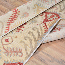 Load image into Gallery viewer, Hand-Knotted Oriental Ikat Design Chobi Wool Handmade Rug (Size 4.2 X 6.3) Cwral-2412