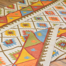 Load image into Gallery viewer, Hand-Woven Indian Durrie Kilim Reversible Wool Rug (Size 10.4 X 13.8) Brrsf-585