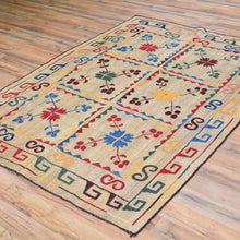 Load image into Gallery viewer, Hand-Woven Suszani Afghan Floral Handmade Wool Flatweave Rug (Size 4.6 X 6.1) Cwral-1059