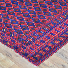 Load image into Gallery viewer, Hand-Knotted And Soumak Afghani Handmade Wool Rug (Size 5.3 X 6.4) Brrsf-1308
