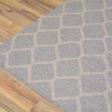 Load image into Gallery viewer, Hand-Woven Reversible Southwestern Design Kilim Wool Rug (Size 5.0 X 6.11) Brrsf-1356