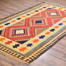 Load image into Gallery viewer, Hand-Woven Persian Kilim Geometric Design Handmade Wool Rug (Size 4.10 X 8.6) Brrsf-1380