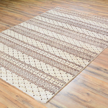 Load image into Gallery viewer, Hand-Knotted Modern Gabbeh Style Wool Rug (Size 4.7 X 6.7) Brral-807