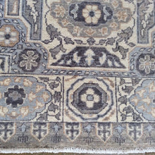 Load image into Gallery viewer, Hand-Knotted Egyptian Mamluk Design Wool Rug (Size 4.0 X 5.11) Brrsf-633