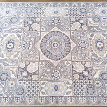 Load image into Gallery viewer, Hand-Knotted Egyptian Mamluk Design Wool Rug (Size 4.0 X 5.11) Brrsf-633