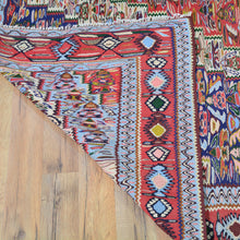 Load image into Gallery viewer, Hand-Woven Reversible Persian Sanna Kilim Flatweave Handmade Rug (Size 6.2 X 9.1) Brral-4035