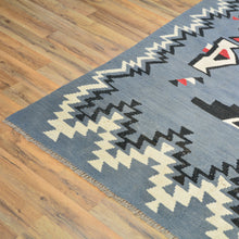 Load image into Gallery viewer, Hand-Woven Reversible Southwestern Design Handmade Rug (Size 8.3 X 11.3) Cwral-10899