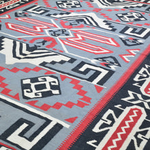 Load image into Gallery viewer, Hand-Woven Reversible Southwestern Design Handmade Rug (Size 8.7 X 11.8) Cwral-10905