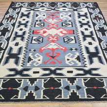 Load image into Gallery viewer, Hand-Woven Reversible Southwestern Design Handmade Wool Rug (Size 5.2 X 8.3) Cwral-10938