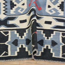 Load image into Gallery viewer, Hand-Woven Reversible Southwestern Design Handmade Wool Rug (Size 5.2 X 8.3) Cwral-10938