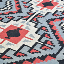 Load image into Gallery viewer, Hand-Woven Flat-Weave Southwestern Design Handmade Wool Rug (Size 4.9 X 7.9) Cwral-10941