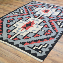 Load image into Gallery viewer, Hand-Woven Flat-Weave Southwestern Design Handmade Wool Rug (Size 5.0 X 6.10) Cwral-10944