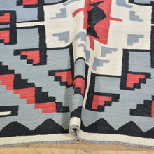 Load image into Gallery viewer, Hand-Woven Flat-Weave Southwestern Design Handmade Wool Rug (Size 5.0 X 6.10) Cwral-10944