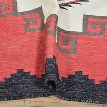 Load image into Gallery viewer, Flat-Weave Southwestern Design Antique Looks Wool Rug (Size 5.11 X 8.10) Cwral-10962