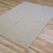 Load image into Gallery viewer, Hand-Woven Flat-Weave Contemporary Design Handmade Wool Rug (Size 4.0 X 5.10) Cwral-11016