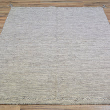 Load image into Gallery viewer, Hand-Woven Flat-Weave Contemporary Design Handmade Wool Rug (Size 4.0 X 5.10) Cwral-11025