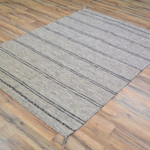 Load image into Gallery viewer, Hand-Woven Flat-Weave Contemporary Design Handmade Wool Rug (Size 4.0 X 5.11) Cwral-11031