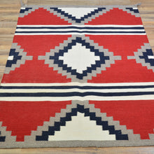 Load image into Gallery viewer, Hand-Woven Flat-Weave Contemporary Design Handmade Wool Rug (Size 3.0 X 5.0) Cwral-11043