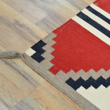 Load image into Gallery viewer, Hand-Woven Flat-Weave Contemporary Design Handmade Wool Rug (Size 3.0 X 5.0) Cwral-11043