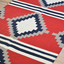 Load image into Gallery viewer, Hand-Woven Flat-Weave Contemporary Design Handmade Wool Rug (Size 3.0 X 5.0) Cwral-11043