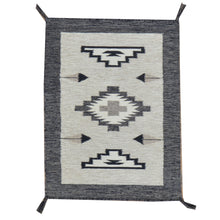 Load image into Gallery viewer, Hand-Woven Flat-Weave Contemporary Design Handmade Wool Rug (Size 2.2 X 3.0) Cwral-11052