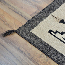 Load image into Gallery viewer, Hand-Woven Flat-Weave Contemporary Design Handmade Wool Rug (Size 2.2 X 3.0) Cwral-11052