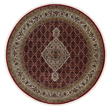 Load image into Gallery viewer, Hand-Knotted Oriental Wool &amp; Silk Mahi Design Handmade Round Rug (Size 6.0 X 6.0) Cwral-11058