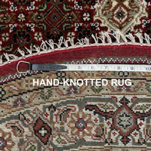 Load image into Gallery viewer, Hand-Knotted Oriental Wool &amp; Silk Mahi Design Handmade Round Rug (Size 6.0 X 6.0) Cwral-11058