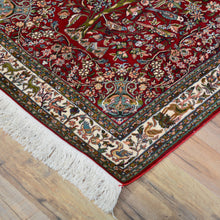 Load image into Gallery viewer, Hand-Knotted Kashmiri Silk Traditional Design Handmade Rug (Size 2.6 X 4.4) Cwral-11130