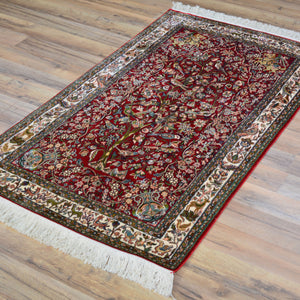 Hand-Knotted Kashmiri Silk Traditional Design Handmade Rug (Size 2.6 X 4.4) Cwral-11130