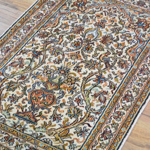 Load image into Gallery viewer, Hand-Knotted Kashmiri Silk Traditional Design Handmade Rug (Size 2.1 X 3.2) Cwral-11139