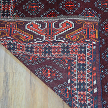 Load image into Gallery viewer, Hand-Knotted Vintage Tribal Yamoud Design Handmade Rug (Size 4.0 X 6.2) Cwral-11445