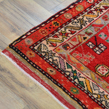 Load image into Gallery viewer, Hand-Knotted Vintage Tribal Turkish Design Handmade Rug (Size 4.9 X 6.3) Cwral-11454