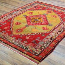 Load image into Gallery viewer, Hand-Knotted Vintage Tribal Turkish Design Handmade Rug (Size 4.9 X 6.3) Cwral-11454