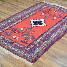Load image into Gallery viewer, Multi-Weave Vintage Sumak Tribal Handmade Oriental Wool Rug (Size 3.3 X 5.7) Cwral-11481