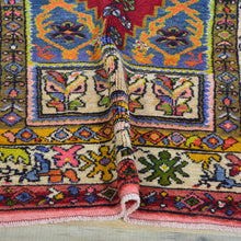 Load image into Gallery viewer, Hand-Knotted Vintage Turkish Tribal Design Handmade Wool Rug (Size 3.6 X 5.7) Cwral-11487
