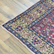 Load image into Gallery viewer, Hand-Knotted Vintage Turkish Design Handmade Wool Rug (Size 4.0 X 5.3) Cwral-11499
