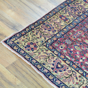 Hand-Knotted Vintage Turkish Design Handmade Wool Rug (Size 4.0 X 5.3) Cwral-11499