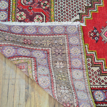 Load image into Gallery viewer, Hand-Knotted Vintage Turkish Tribal Design Handmade Wool Rug (Size 3.3 X 5.5) Cwral-11514