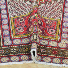 Load image into Gallery viewer, Hand-Knotted Vintage Turkish Tribal Design Handmade Wool Rug (Size 3.3 X 5.5) Cwral-11514